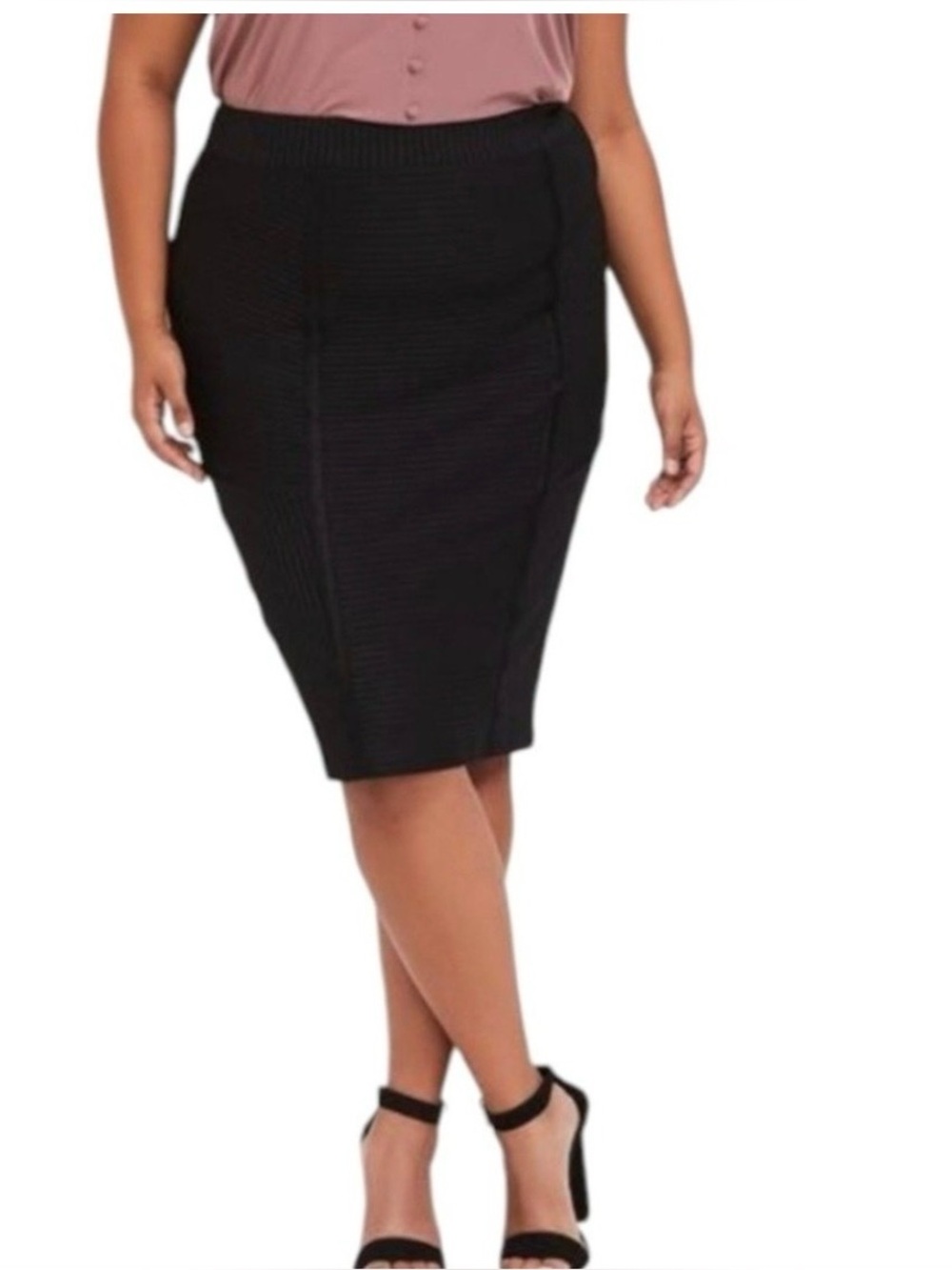 Torrid Size 2 black texture patterned pull on pencil skirt